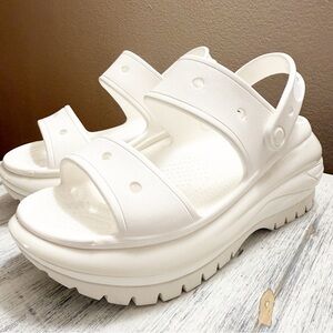 Women's size 11 White Croc Clog Platform Sandals
